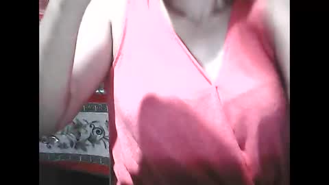 wethornypussy4u online show from 5, 10, 2025