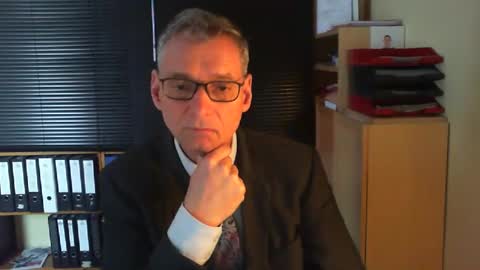 Franz online show from 8, 3, 2025