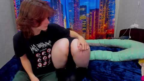 Snapshot of wettee_foxs chatting on 19, 9, 2025 wettee_foxs online show from 19, 9, 2025