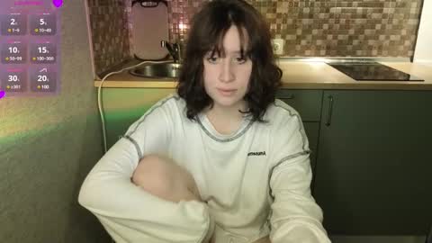 Snapshot of whatamarrie chatting on 7, 1, 2025 Marrie online show from 7, 1, 2025