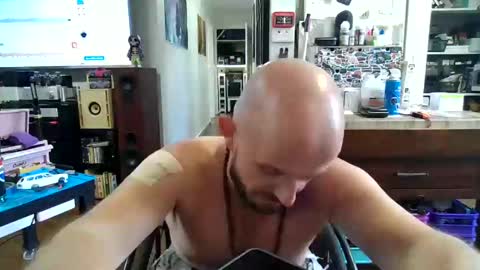 Snapshot of wheelzie chatting on 8, 1, 2025 wheelzie online show from 8, 1, 2025