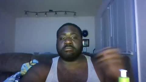 Snapshot of whiskeyandcoke24 chatting on 30, 10, 2025 WhiskeyandCoke online show from 30, 10, 2025