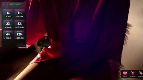 Snapshot of whisperingfire chatting on 18, 11, 2025 Mel online show from 18, 11, 2025