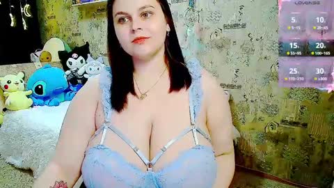 whisperinthedarkk online show from 3, 3, 2025