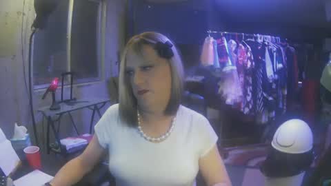 Whisper online show from 9, 2, 2025