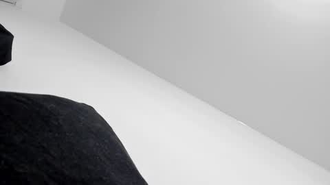 Bella online show from 12, 1, 2026