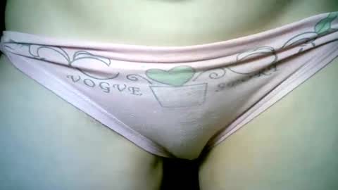 Snapshot of whiteapsara chatting on 25, 9, 2025 Love online show from 25, 9, 2025