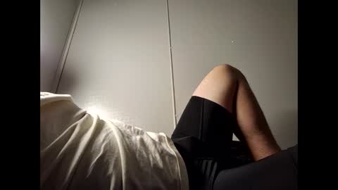 whiteboi9284 online show from 9, 11, 2025