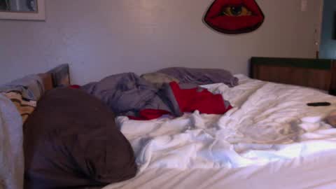 just  str8 stud nut  1000 online show from 4, 12, 2024