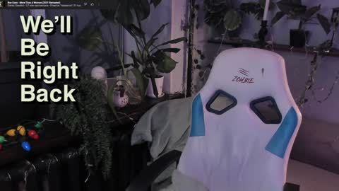 Snapshot of whiteegrimm chatting on 24, 12, 2024 Gus online show from 24, 12, 2024