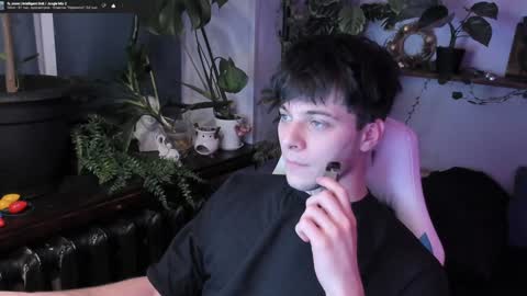 Snapshot of whiteegrimm chatting on 14, 1, 2025 Gus online show from 14, 1, 2025