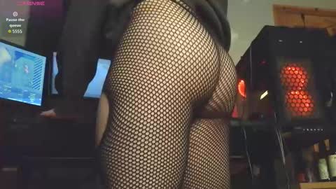 Snapshot of whoknowssss99 chatting on 11, 11, 2025 whoknowssss99 online show from 11, 11, 2025