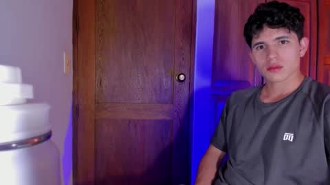 whos_he online show from 19, 2, 2026