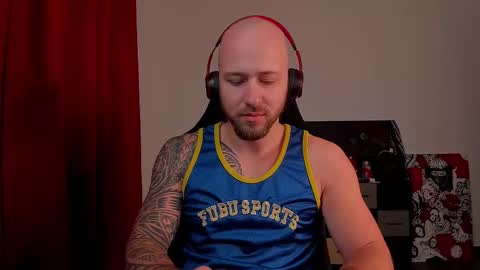 Snapshot of why_you_so_serious chatting on 10, 3, 2025 VI online show from 10, 3, 2025