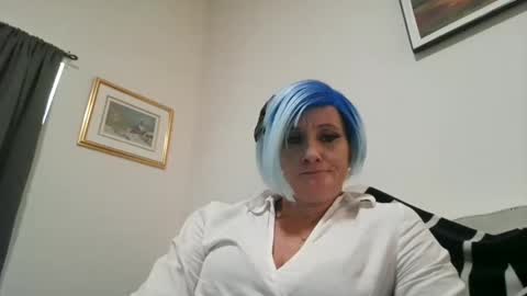Snapshot of wiccanymph chatting on 12, 9, 2025 wiccanymph online show from 12, 9, 2025