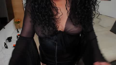 Milf Amy online show from 19, 12, 2024