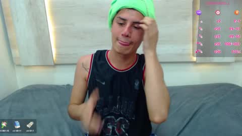 Snapshot of wickedboy_twink chatting on 21, 1, 2025 JAISON online show from 21, 1, 2025