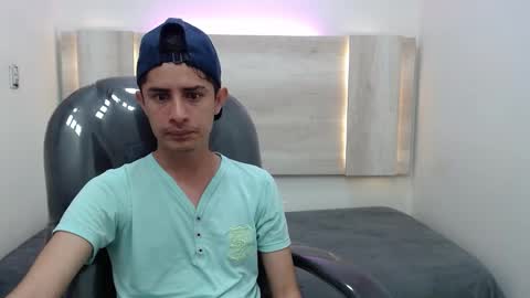 Snapshot of wickedboy_twink chatting on 22, 1, 2025 JAISON online show from 22, 1, 2025