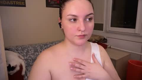 Snapshot of wievin chatting on 26, 2, 2025 VI online show from 26, 2, 2025