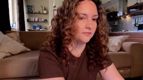 Snapshot of wievin chatting on 25, 9, 2025 VI online show from 25, 9, 2025