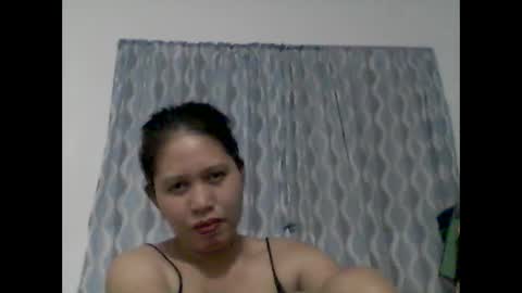 wild984501 online show from 17, 2, 2025