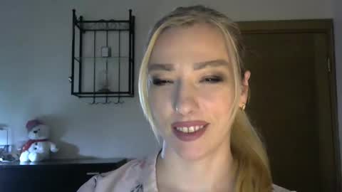 Alina online show from 4, 3, 2025