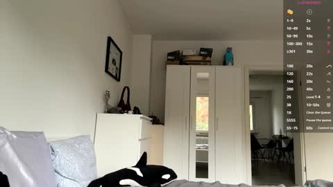 Snapshot of wildahankin chatting on 3, 10, 2025 Mia online show from 3, 10, 2025