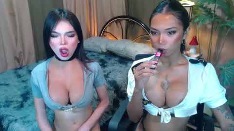 Snapshot of wildara chatting on 26, 10, 2025 wildara online show from 26, 10, 2025