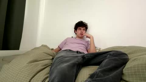 wilddesire18 online show from 13, 2, 2026