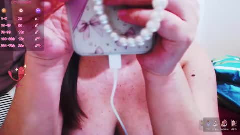 wildhotasianx online show from 19, 12, 2024