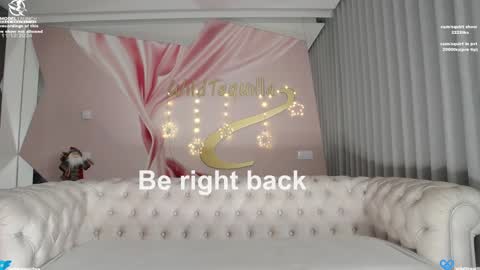 Lili online show from 11, 12, 2024