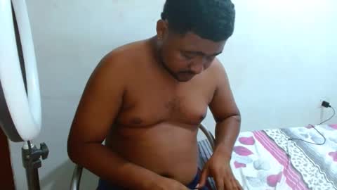 Snapshot of wilintom483797 chatting on 19, 12, 2024 wilintom y sharon online show from 19, 12, 2024