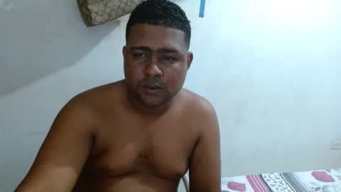 Snapshot of wilintom483797 chatting on 3, 1, 2025 wilintom y sharon online show from 3, 1, 2025