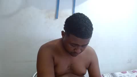 Snapshot of wilintom483797 chatting on 12, 1, 2025 wilintom y sharon online show from 12, 1, 2025