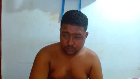 Snapshot of wilintom483797 chatting on 13, 1, 2025 wilintom y sharon online show from 13, 1, 2025