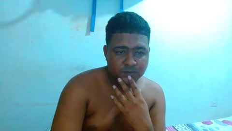 Snapshot of wilintom483797 chatting on 18, 1, 2025 wilintom y sharon online show from 18, 1, 2025