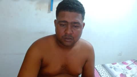 Snapshot of wilintom483797 chatting on 4, 2, 2025 wilintom y sharon online show from 4, 2, 2025