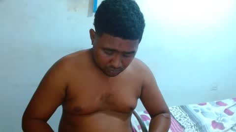 Snapshot of wilintom483797 chatting on 5, 2, 2025 wilintom y sharon online show from 5, 2, 2025