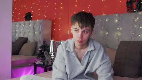 Snapshot of william_ross chatting on 23, 12, 2024 will online show from 23, 12, 2024