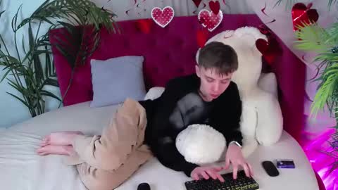 Snapshot of william_ross chatting on 21, 2, 2025 will online show from 21, 2, 2025