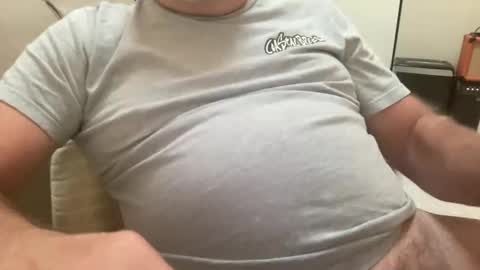 Snapshot of willieb777 chatting on 26, 10, 2025 willieb777 online show from 26, 10, 2025