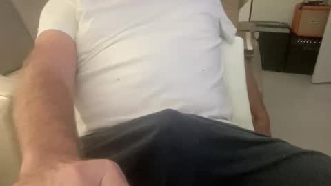 Snapshot of willieb777 chatting on 8, 11, 2025 willieb777 online show from 8, 11, 2025