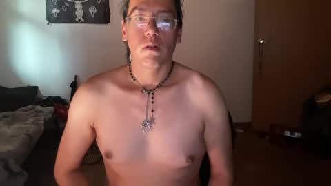 Snapshot of willlohne5 chatting on 2, 11, 2025 Ville Lohner online show from 2, 11, 2025