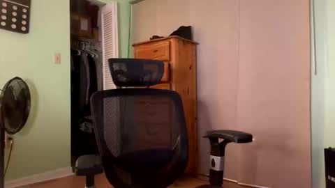 aye mane all yall except nasty need to hit the muhfuggin follow online show from 26, 11, 2025