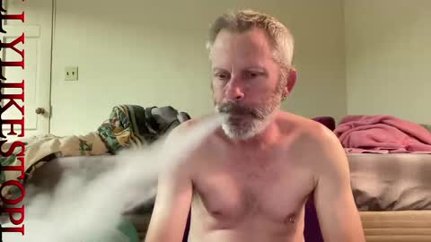 Snapshot of willylikestoplay74 chatting on 24, 11, 2025 Twisted Will online show from 24, 11, 2025