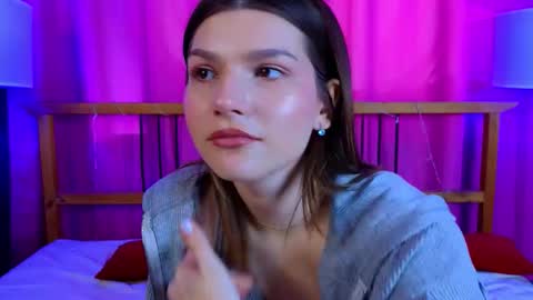 Snapshot of wilmajonson chatting on 18, 3, 2026 Vicki3 online show from 18, 3, 2026