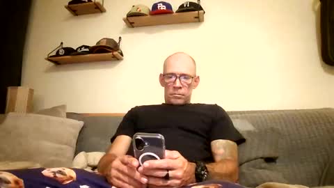 wingnutt765733 online show from 10, 3, 2026