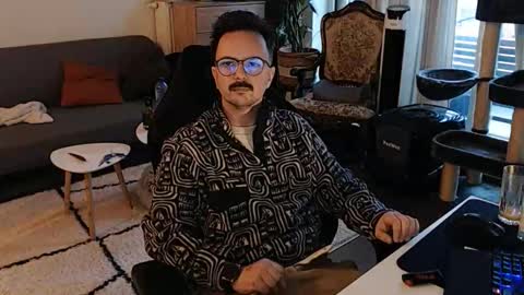 cream36 online show from 7, 11, 2025