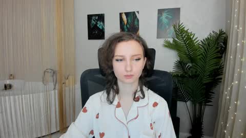 Amber online show from 17, 2, 2025