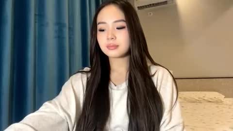 Snapshot of winterluchini chatting on 2, 12, 2025 Amina online show from 2, 12, 2025